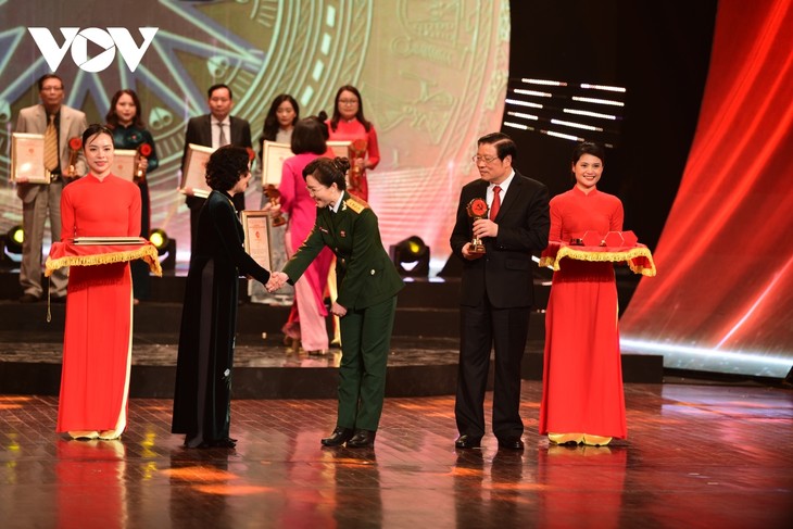 VOV giành nhiều giải cao tại Giải Búa liềm vàng lần thứ VII - năm 2022 - ảnh 11