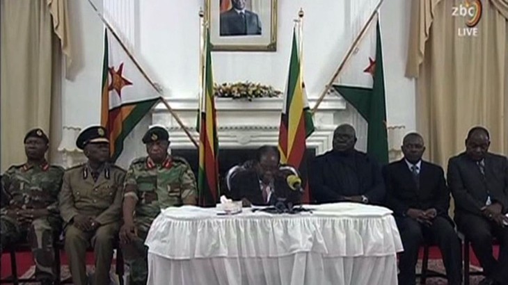 Zimbabwe : Robert Mugabe refuse de démissionner - ảnh 1