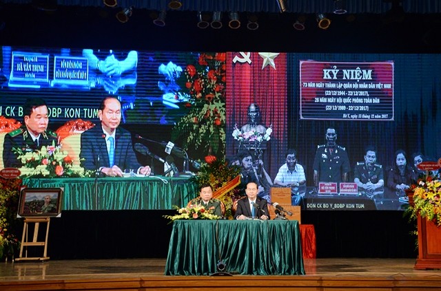 Tran Dai Quang rend visite au commandement de la garde-frontière - ảnh 2