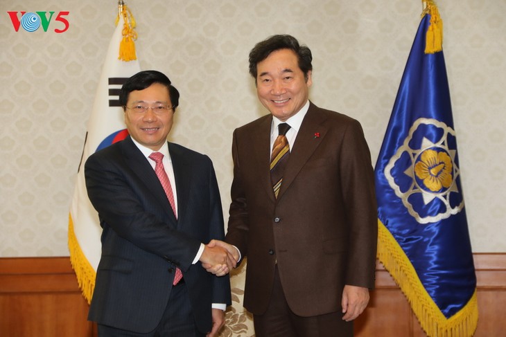 Pham Binh Minh rencontre les plus hauts dirigeants sud-coréens - ảnh 2