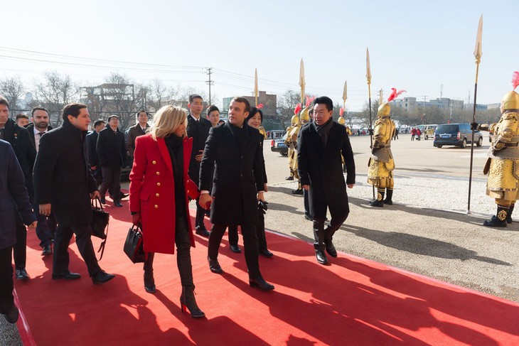 Emmanuel Macron lance son voyage en Chine - ảnh 1