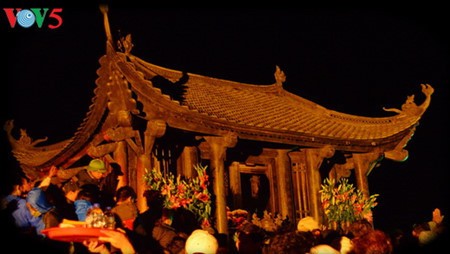 Aller à la pagode au début de l’année lunaire - ảnh 1