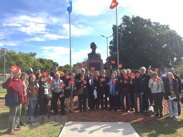 L’Argentine honore la mémoire du Président Hô Chi Minh  - ảnh 1