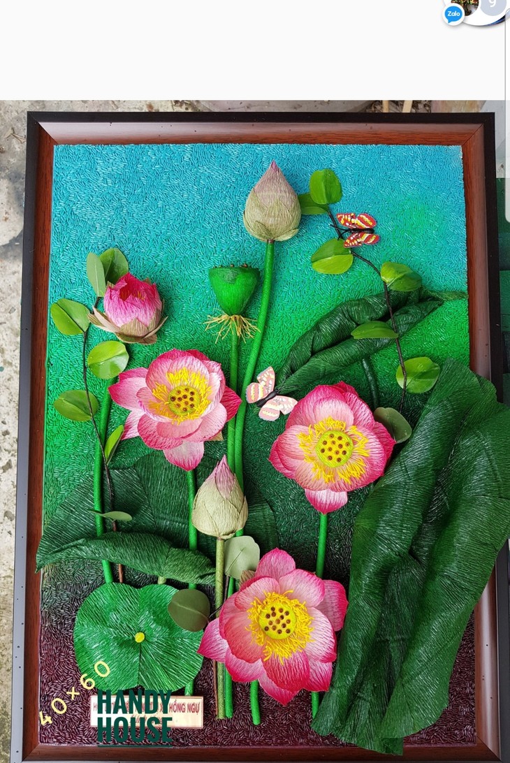 Huynh Nhu Truc et des fleurs en papier de soie - ảnh 2