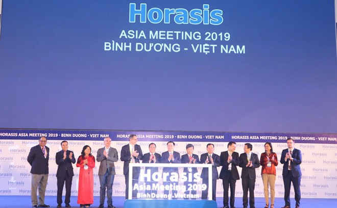 Binh Duong: ouverture du forum de coopération économique Horasis 2019  - ảnh 1