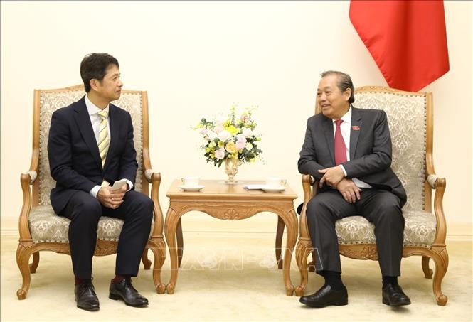 Le vice-Premier ministre Truong Hòa Binh reçoit le gouverneur de la préfecture d’Ibaraki - ảnh 1