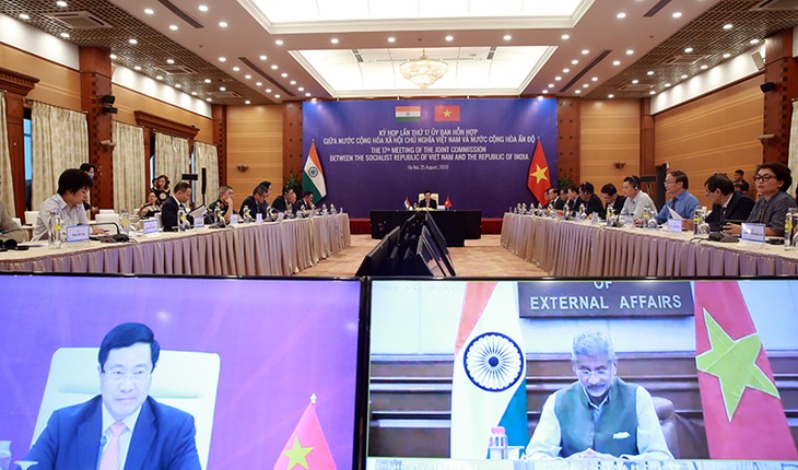 Le Vietnam et Inde coopèrent dans la formation diplomatique et la défense maritime - ảnh 1