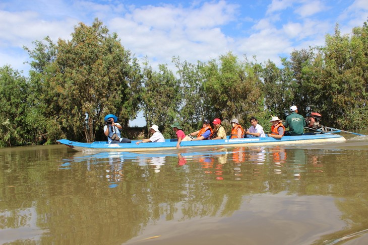 VOV accompagne le delta du Mékong dans la lutte contre le changement climatique - ảnh 2