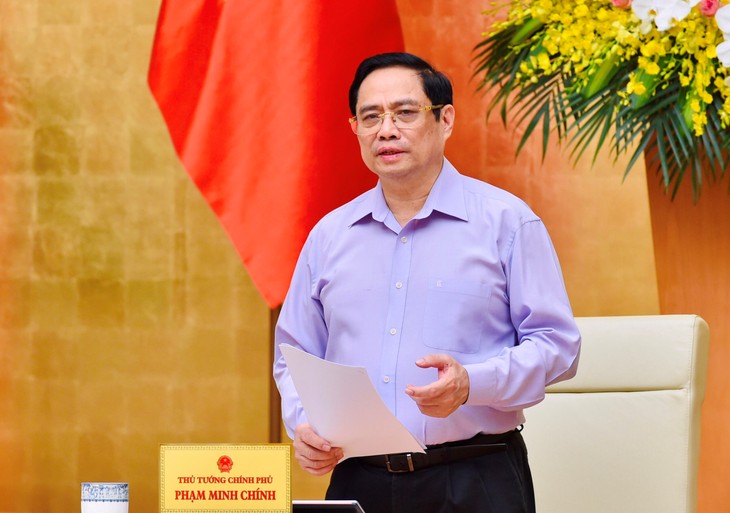 Pham Minh Chinh veut accélérer le perfectionnement institutionnel et juridique - ảnh 1