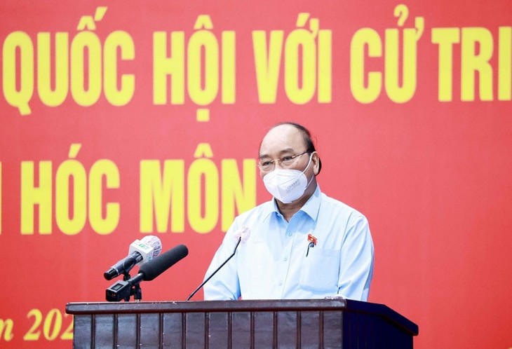 Nguyên Xuân Phuc rencontre des électeurs de Hô Chi Minh-ville - ảnh 1