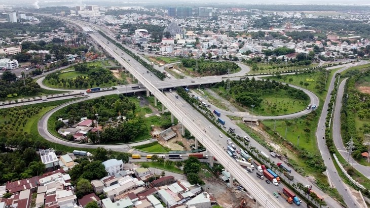 Hô Chi Minh-Ville développe le transport ferroviaire interrégional - ảnh 1