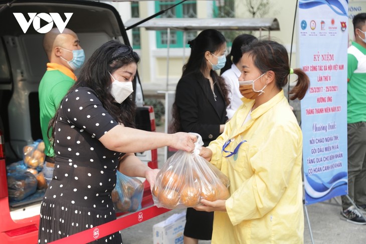 Giải cứu cam sành, phát miễn phí cho bệnh nhân tại Hà Nội - ảnh 13