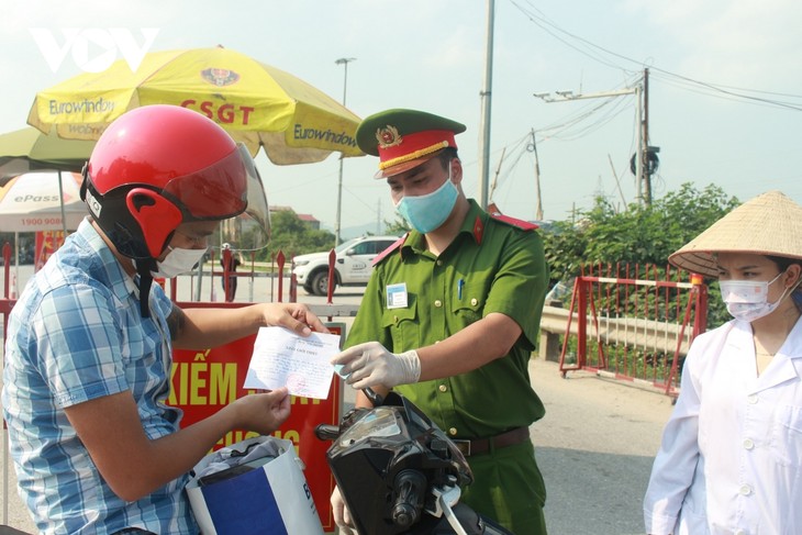 Các chốt kiểm soát dịch Covid-19 ở Thuận Thành là “lá chắn” ngăn chặn dịch bệnh lây lan - ảnh 11