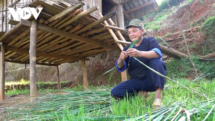 Độc đáo lễ cúng ruộng bậc thang của đồng bào Mông ở Mù Cang Chải - ảnh 5