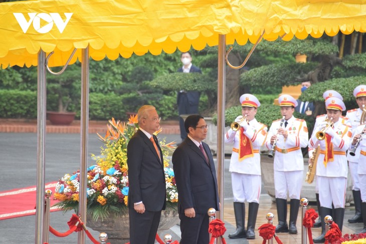 Lễ đón Thủ tướng Malaysia thăm chính thức Việt Nam - ảnh 5