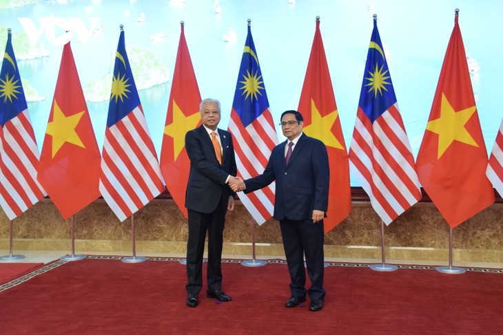Lễ đón Thủ tướng Malaysia thăm chính thức Việt Nam - ảnh 11