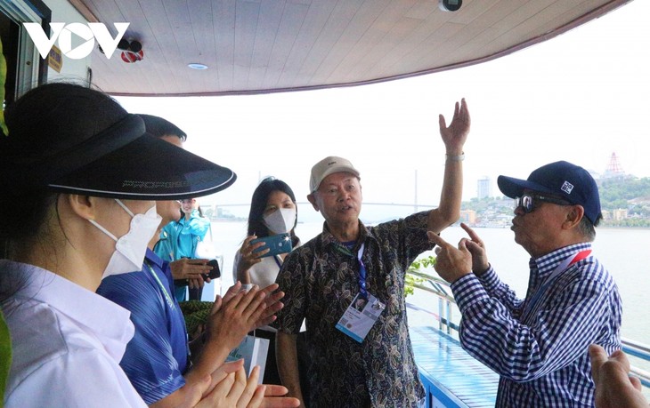 Vịnh Hạ Long gây ấn tượng sâu sắc với các thành viên tham dự SEA Games 31 - ảnh 13