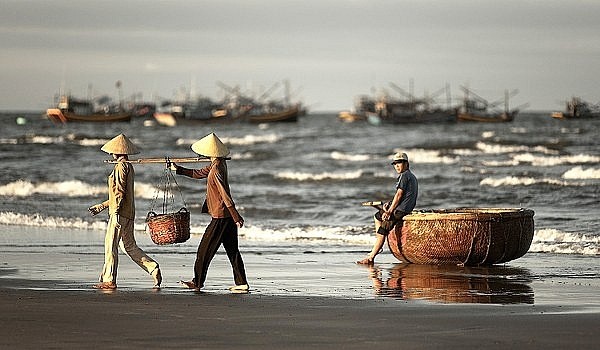 Vẻ đẹp những làng chài ở Việt Nam - ảnh 15