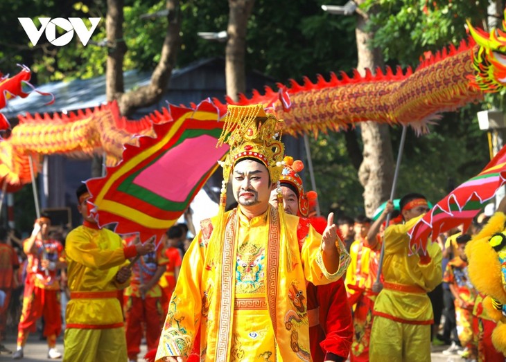 Hàng nghìn người trình diễn Carnaval Thu Hà Nội trên phố đi bộ Hồ Hoàn Kiếm - ảnh 10
