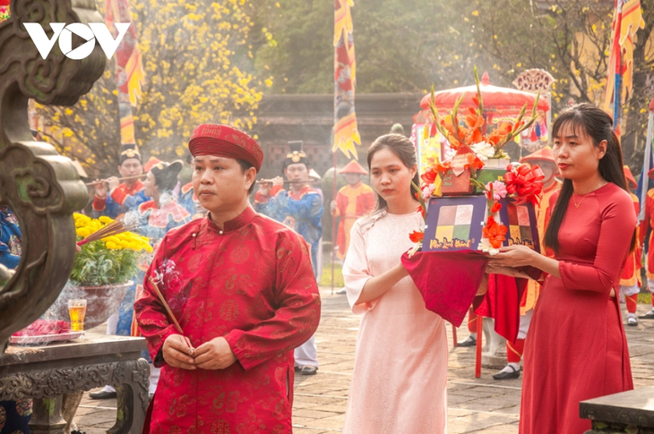 Lễ rước “Dâng tiến Hương Xuân” vào Thế Miếu tại Thừa Thiên Huế - ảnh 11