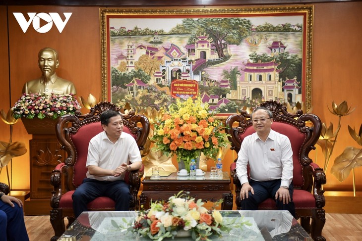Bộ trưởng Nguyễn Mạnh Hùng và lãnh đạo nhiều bộ, ngành thăm và chúc mừng VOV - ảnh 10