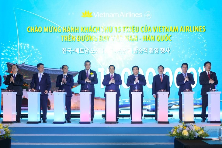 Vietnam Airlines ghi dấu cột mốc 30 năm đường bay Việt Nam - Hàn Quốc - ảnh 1