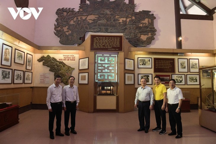 Lãnh đạo VOV dâng hương tưởng niệm Bác Hồ tại Thanh Hóa - ảnh 13