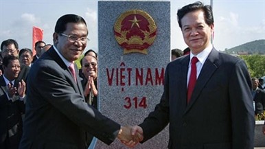 ベトナム・カンボジア、最後の国境標識の設置 - ảnh 1