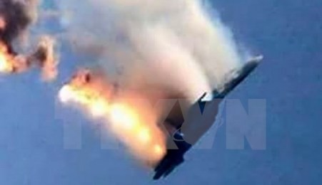ロシア機撃墜２人死亡 トルコに対抗措置 - ảnh 1