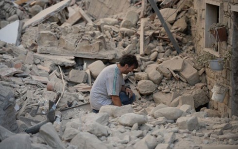 イタリア中部地震 発生から７２時間近づく - ảnh 1