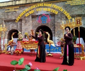 職業の創始者を偲ぶ儀式、ベトナム農村部ならではの文化 - ảnh 1