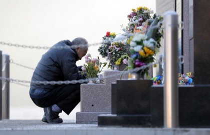 東日本大震災６年 政府主催の追悼式 - ảnh 1