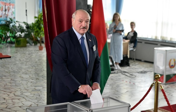 欧州議会、ベラルーシの大統領選結果認めず - ảnh 1