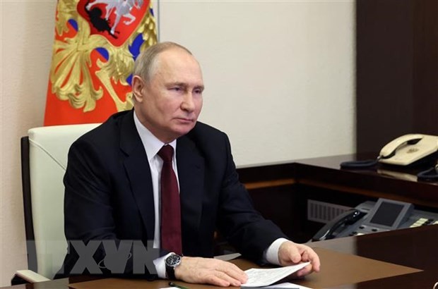プーチン大統領「祖国防衛は神聖な義務」新年メッセージで侵攻を続ける姿勢 - ảnh 1