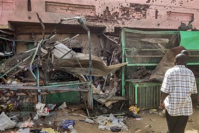 スーダン首都で再び衝突、停戦協定違反で協議中断 - ảnh 1