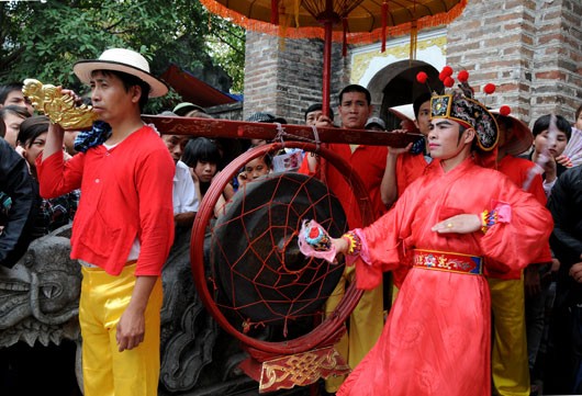 Ciri-ciri khas festival Giong desa Phu Dong - ảnh 3