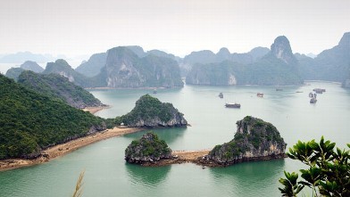 Ha Long Bay became new wonder of the world - ảnh 1