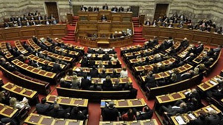 希腊议会12日表决新紧缩方案 - ảnh 1