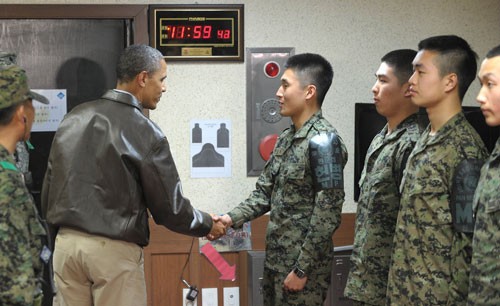 奥巴马访问韩国韩朝非军事区 - ảnh 1