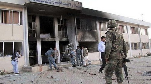 塔利班在阿富汗全国发动连环爆炸袭击 - ảnh 1
