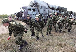 俄罗斯与白俄罗斯举行联合军演 - ảnh 1