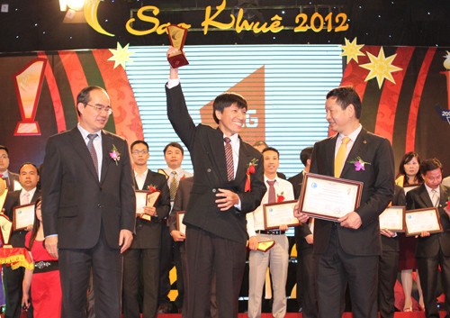 2012年越南软件企业协会奎星奖揭晓 - ảnh 1