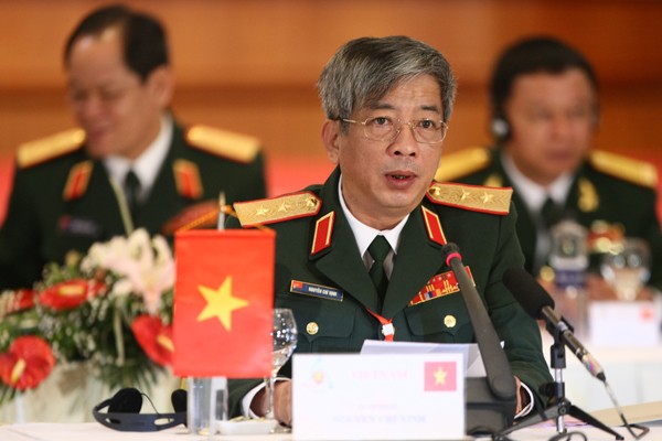 越南出席东盟国防高官扩大会议 - ảnh 1