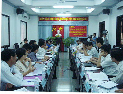 越南国会青少年儿童文化教育委员会举行全体会议 - ảnh 1