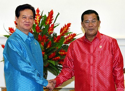 越柬将举办多项切实活动纪念两国建交45周年 - ảnh 1