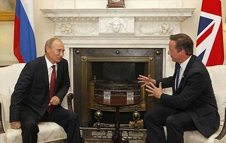 俄英领导人讨论叙利亚局势、能源与经济合作问题 - ảnh 1