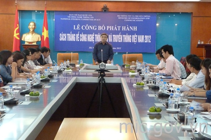 2012年越南信息技术、传媒白皮书发布 - ảnh 1