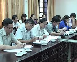 越南国会司法委员会对政府2012年反腐工作报告提出意见 - ảnh 1