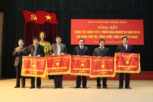 越共中央宣教部举行2013年工作部署会议 - ảnh 1