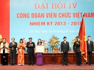 越南职工工会第四次代表大会在河内举行   - ảnh 1